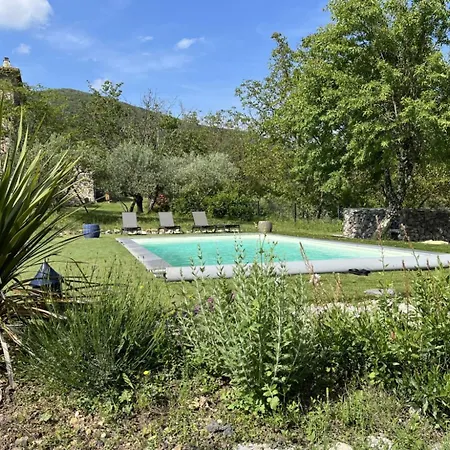 Du Mas Bouscas Apartment