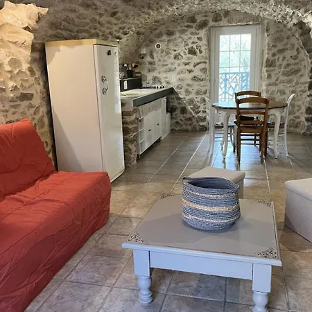 Du Mas Bouscas Saint-Florent-sur-Auzonnet
