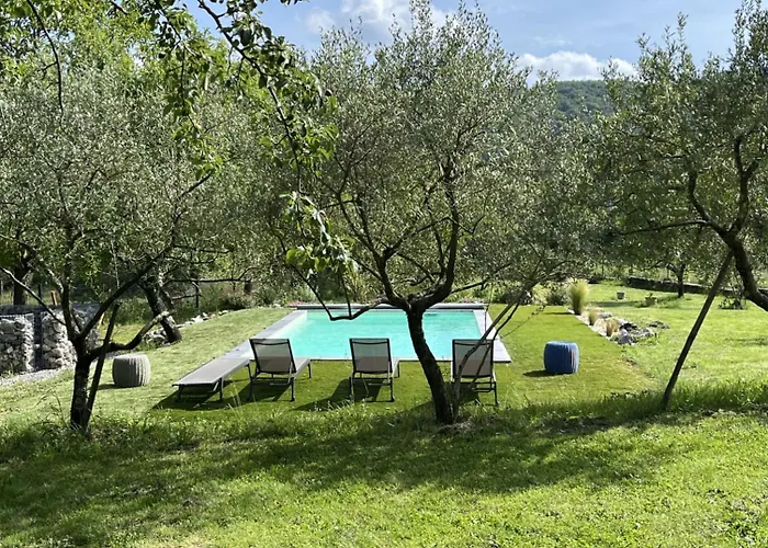Du Mas Bouscas * Saint-Florent-sur-Auzonnet